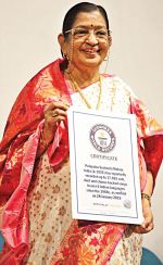 After Five National and Padma,P.Susheela enters in Guinness World Record
